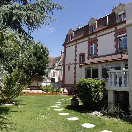 Hotel De La Plage Ouistreham Εξωτερικό φωτογραφία