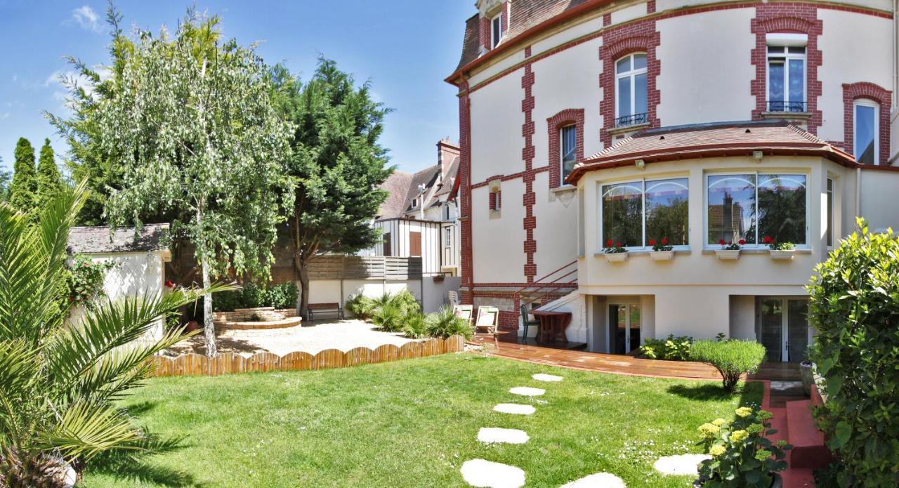 Hotel De La Plage Ouistreham Εξωτερικό φωτογραφία