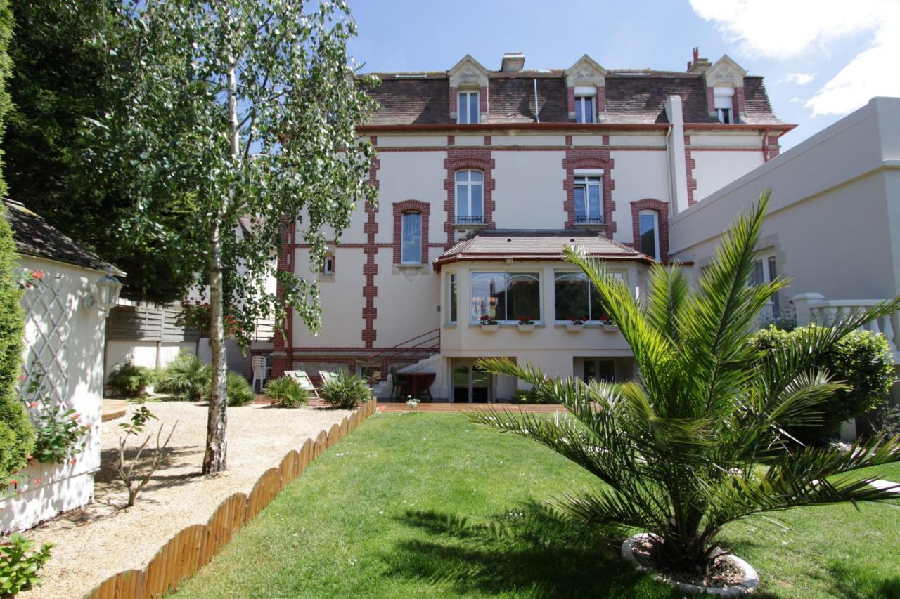 Hotel De La Plage Ouistreham Εξωτερικό φωτογραφία