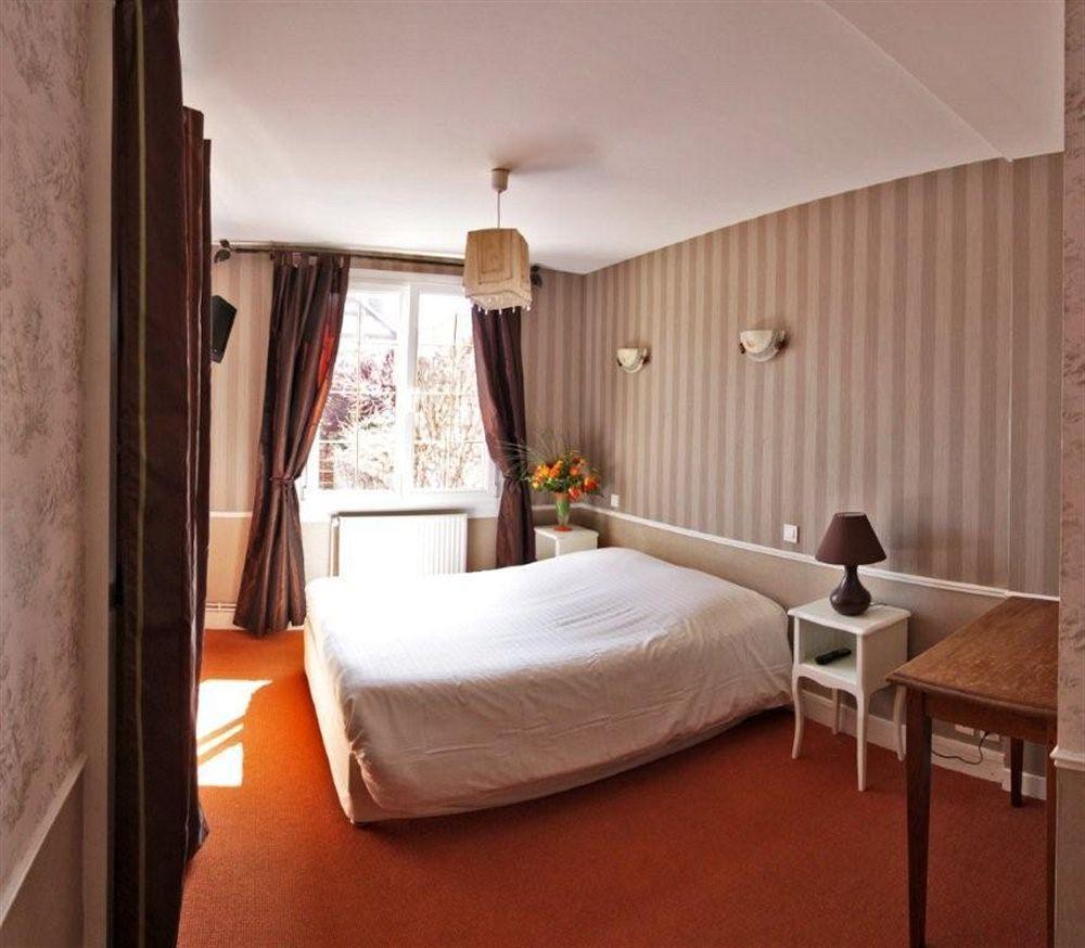 Hotel De La Plage Ouistreham Εξωτερικό φωτογραφία