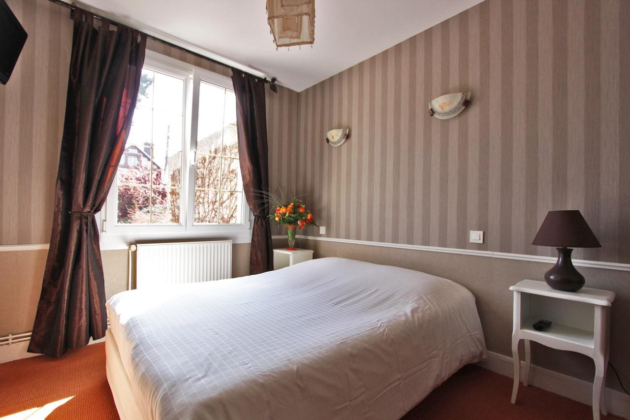 Hotel De La Plage Ouistreham Εξωτερικό φωτογραφία